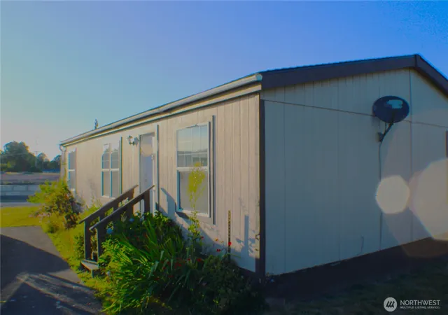 Photo 4 of Manufactured home for sale at 1529 Bishop Rd #D, Chehalis, WA 98532 | MLS# NWM2562154 | Listing updated on 2026-09-23