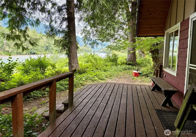 Photo 3 of Single family home for sale at 58633 Floral Ln, Rockport, WA 98283 | MLS# NWM2562163 | Listing updated on 2026-09-23