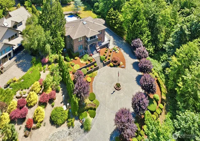 Photo 3 of Single family home for sale at 24282 Se 147th Place, Issaquah, WA 98027 | MLS# NWM2562192 | Listing updated on 2026-09-23