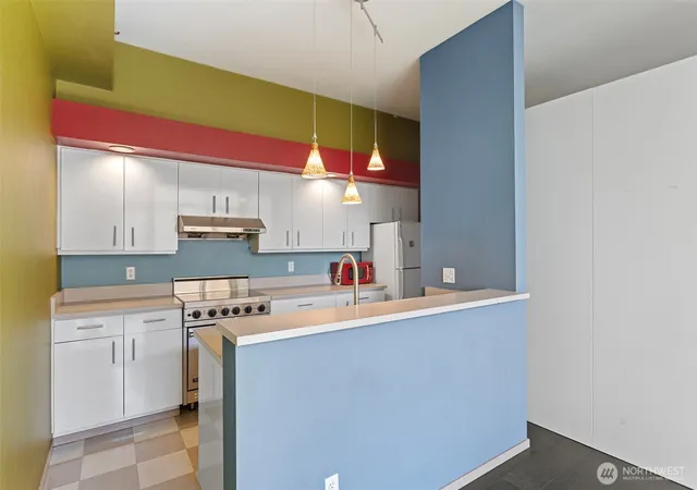 Photo 3 of Condo for sale at 2030 Western Ave #514, Seattle, WA 98121 | MLS# NWM2562201 | Listing updated on 2026-09-23