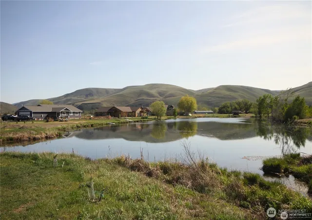 Photo 3 of Land for sale at 0 Heron Farm Ln, Ellensburg, WA 98926 | MLS# NWM2562210 | Listing updated on 2026-09-23