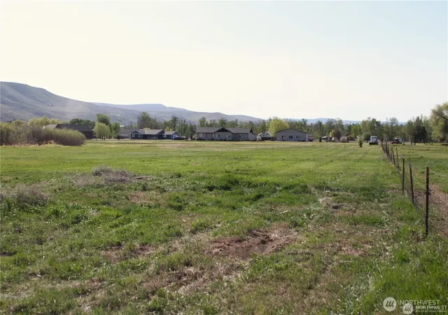 Photo 4 of Land for sale at 0 Heron Farm Ln, Ellensburg, WA 98926 | MLS# NWM2562210 | Listing updated on 2026-09-23