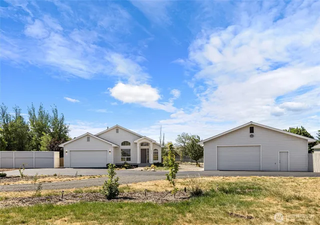 Photo 1 of Sale Pending at 2430 Vantage Hwy, Ellensburg, WA 98926 | MLS# NWM2562211 | Listing updated on 2026-09-29