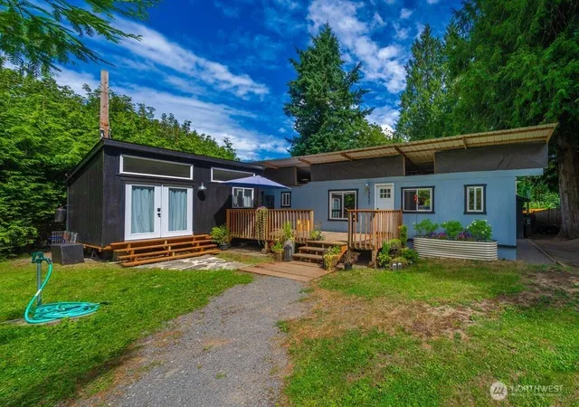 Photo 1 of Manufactured home for sale at 18632 Se 162nd Street, Renton, WA 98058 | MLS# NWM2562220 | Listing updated on 2026-09-24