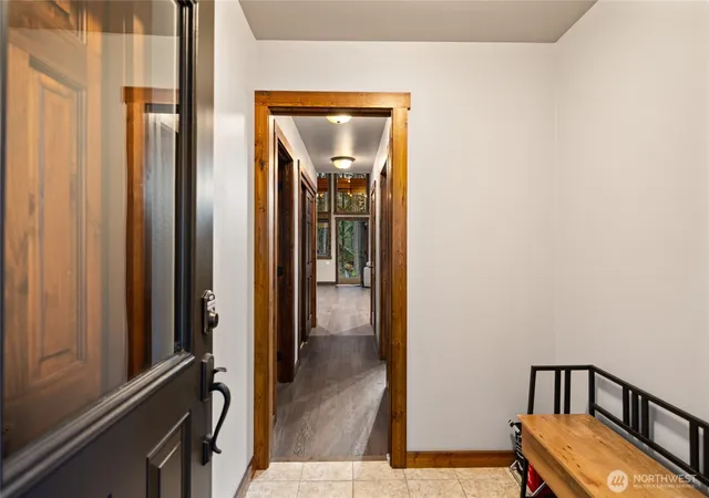 Photo 3 of Single family home for sale at 10 Rockberry Loop, Ronald, WA 98940 | MLS# NWM2562241 | Listing updated on 2026-09-29