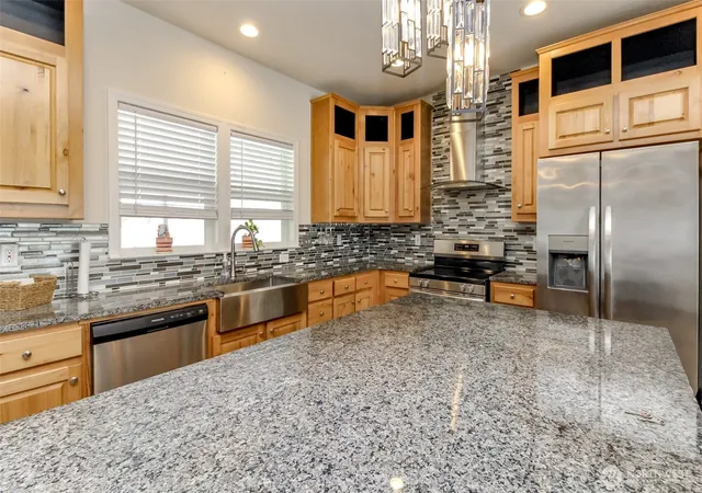 Photo 3 of Manufactured home for sale at 2101 S 324th Street #10, Federal Way, WA 98003 | MLS# NWM2562256 | Listing updated on 2026-09-23