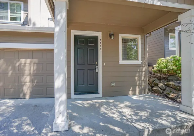 Photo 3 of Single family home for sale at 3355 NW 47 Th Dr, Camas, WA 98607 | MLS# NWM2562268 | Listing updated on 2026-09-26