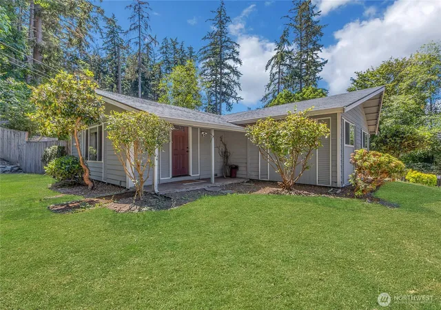 Photo 3 of Sale Pending at 3131 S 368th Street, Federal Way, WA 98003 | MLS# NWM2562271 | Listing updated on 2026-09-25