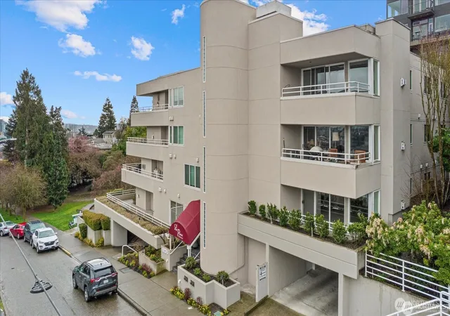 Photo 4 of Condo for sale at 1231 5th Avenue N #202, Seattle, WA 98109 | MLS# NWM2562281 | Listing updated on 2026-09-23