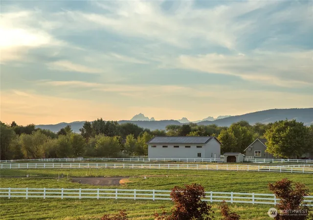 Photo 3 of Land for sale at 4 B Look Rd, Ellensburg, WA 98926 | MLS# NWM2562285 | Listing updated on 2026-09-23