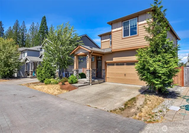 Photo 2 of Single family home for sale at 5733 86th Drive Ne, Marysville, WA 98270 | MLS# NWM2562291 | Listing updated on 2026-09-19