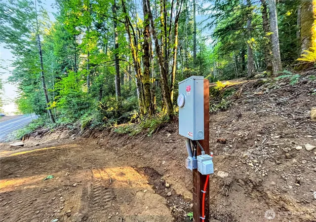 Photo 4 of Land for sale at 4840 N Lake Cushman Rd, Hoodsport, WA 98548 | MLS# NWM2562309 | Listing updated on 2026-09-22