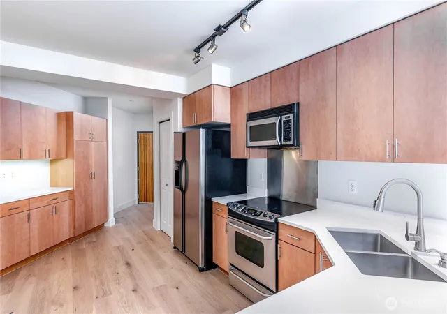 Photo 4 of Condo for sale at 159 Denny Way #208, Seattle, WA 98109 | MLS# NWM2562319 | Listing updated on 2026-09-23