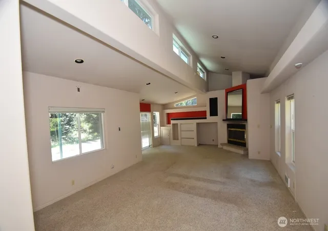 Photo 3 of Sale Pending at 2954 Se Camano Dr, Camano Island, WA 98282 | MLS# NWM2562324 | Listing updated on 2026-10-01