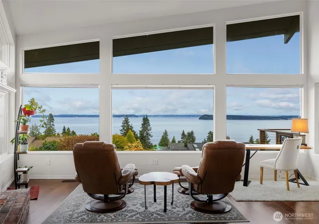 Photo 1 of Sale Pending at 20 Jackson Ln, Port Ludlow, WA 98365 | MLS# NWM2562346 | Listing updated on 2026-09-25