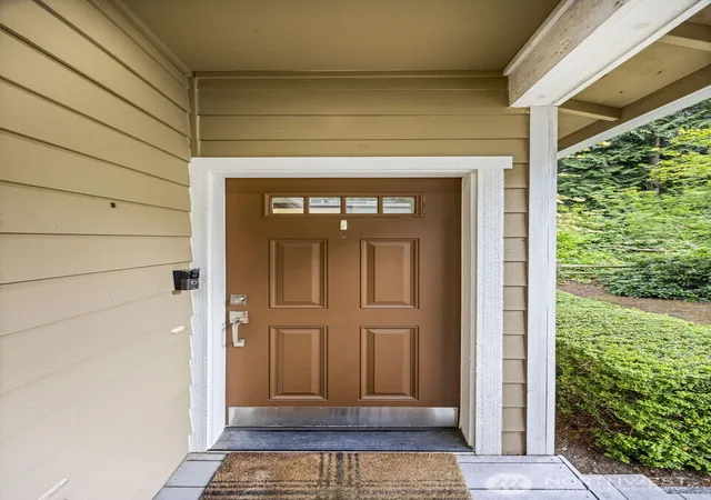 Photo 3 of Townhouse for sale at 21622 11th Court SE, Bothell, WA 98021 | MLS# NWM2562359 | Listing updated on 2026-09-29