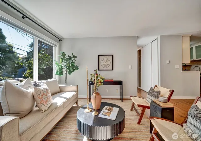 Photo 2 of Sale Pending at 2111 E John St #204, Seattle, WA 98112 | MLS# NWM2562371 | Listing updated on 2026-09-27