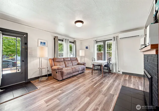 Photo 4 of Sale Pending at 540 21st Avenue, Longview, WA 98632 | MLS# NWM2562378 | Listing updated on 2026-09-25