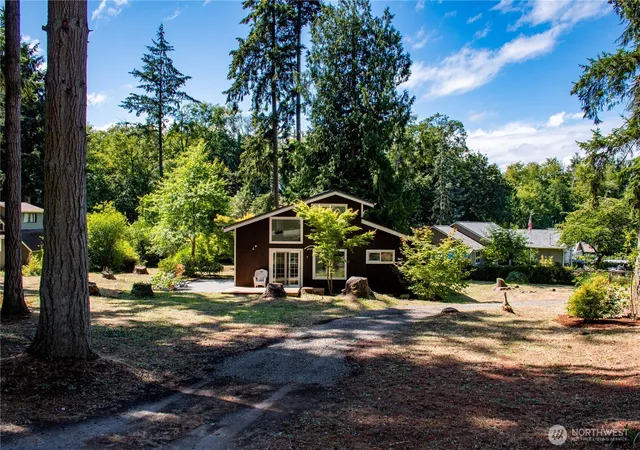 Photo 2 of Single family home for sale at 36875 Tamarack Dr Ne, Hansville, WA 98340 | MLS# NWM2562398 | Listing updated on 2026-10-09