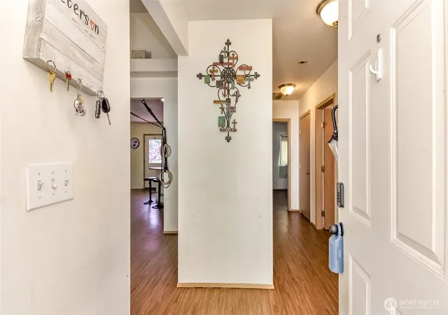 Photo 3 of Sale Pending at 9910 140th Street Ct E, Puyallup, WA 98373 | MLS# NWM2562416 | Listing updated on 2026-09-25