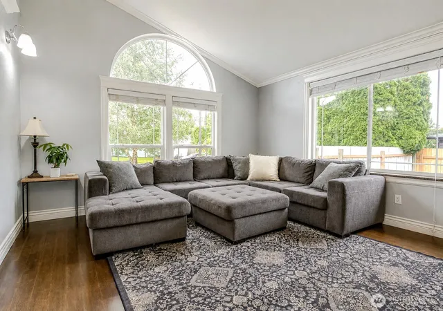 Photo 4 of Sale Pending at 5920 35th Way SE, Auburn, WA 98092 | MLS# NWM2562424 | Listing updated on 2026-09-25