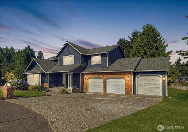 Photo 2 of Single family home for sale at 18608 117th Avenue Se, Snohomish, WA 98296 | MLS# NWM2562425 | Listing updated on 2026-10-01