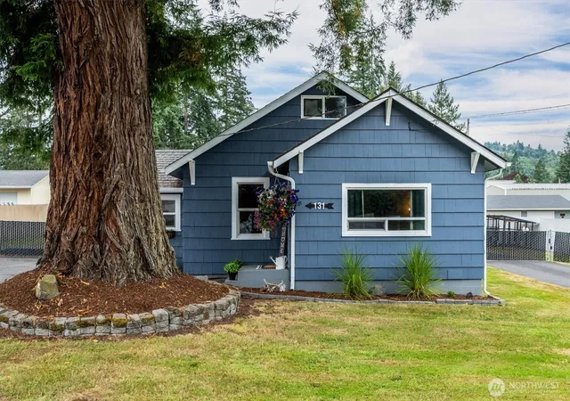 Photo 1 of Single family home for sale at 131 Niblett Way, Longview, WA 98632 | MLS# NWM2562446 | Listing updated on 2026-09-23