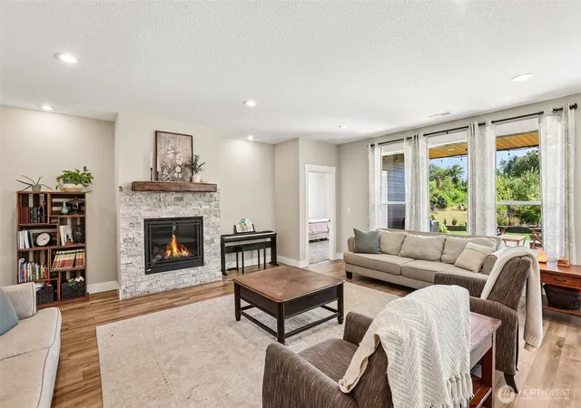Photo 3 of Single family home for sale at 4417 Se 17th Avenue, Brush Prairie, WA 98606 | MLS# NWM2562452 | Listing updated on 2026-09-30