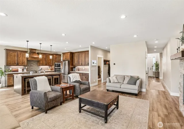 Photo 4 of Single family home for sale at 4417 SE 17th Avenue, Brush Prairie, WA 98606 | MLS# NWM2562452 | Listing updated on 2026-09-30