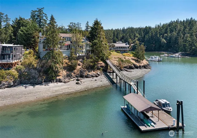 Photo 3 of Single family home for sale at 476 De Haro Ln, Friday Harbor, WA 98250 | MLS# NWM2562460 | Listing updated on 2026-09-23