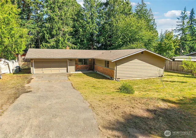 Single family home for sale at 40 Candace Rd, Port Hadlock, WA 98339 | MLS# NWM2562468