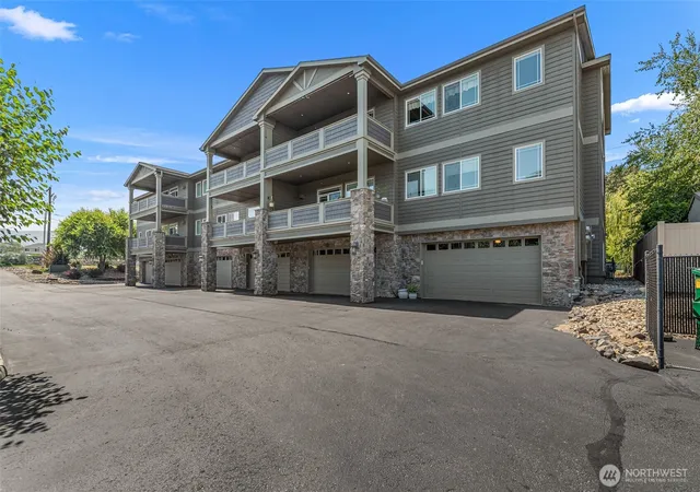 Photo 1 of Condo for sale at 1770 Central Ave #1-C, Wenatchee, WA 98801 | MLS# NWM2562473 | Listing updated on 2026-09-22