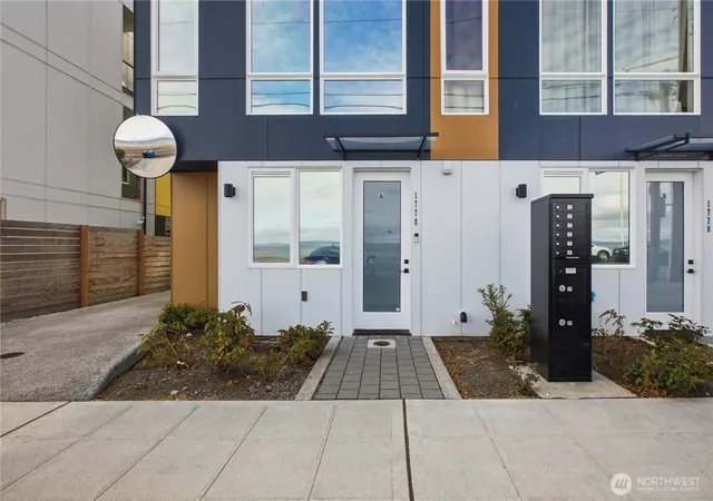Photo 1 of Townhouse for sale at 1778 A Alki Ave Sw, Seattle, WA 98116 | MLS# NWM2562476 | Listing updated on 2026-09-23