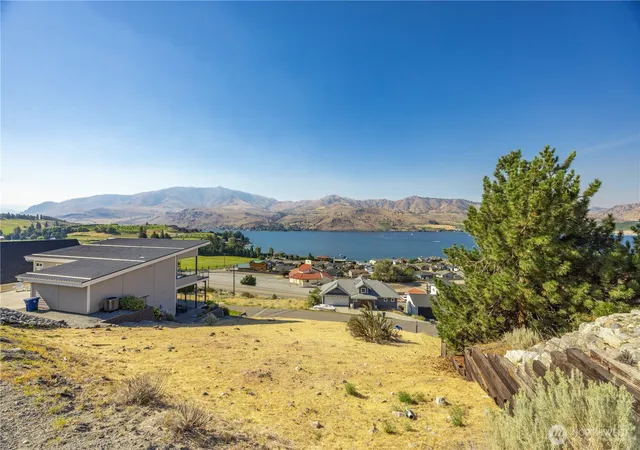 Photo 4 of Land for sale at 115 San Remo Ln, Chelan, WA 98816 | MLS# NWM2562485 | Listing updated on 2026-09-23
