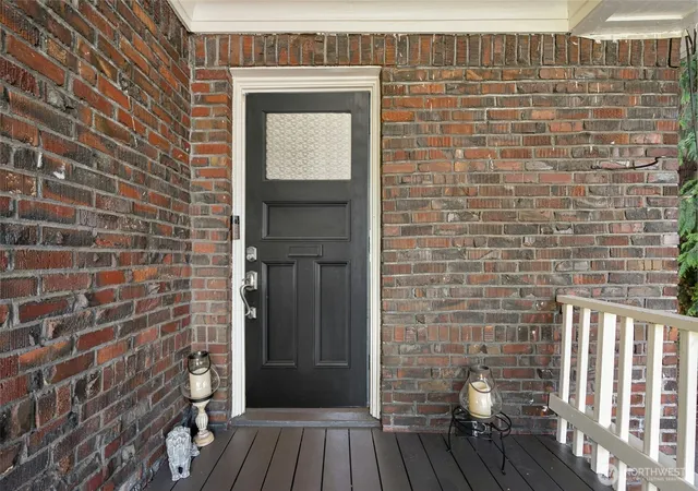 Photo 4 of Single family home for sale at 10124 3rd Avenue NW, Seattle, WA 98177 | MLS# NWM2562498 | Listing updated on 2026-09-23