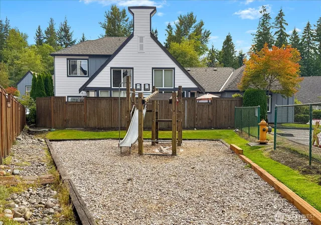 Photo 4 of Sale Pending at 1600 121st Street SE #S-103, Everett, WA 98208 | MLS# NWM2562501 | Listing updated on 2026-08-03