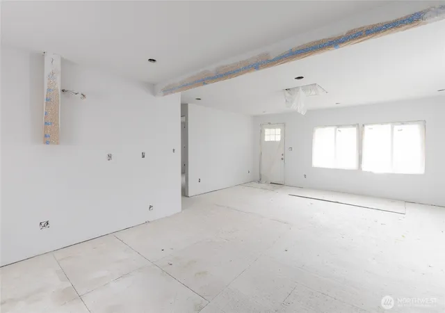 Photo 25 of Single family home for sale at 5752 Northeast 62nd St, Seattle, WA 98115 | MLS# NWM2562519 | Listing updated on 2026-09-23