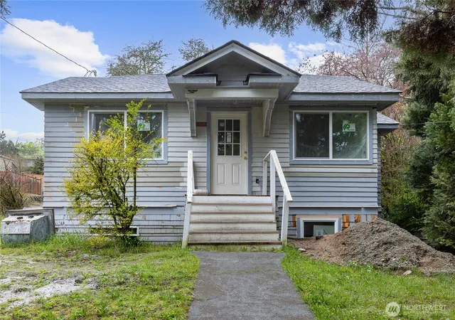 Photo 1 of Single family home for sale at 9617 15th Avenue Ne, Seattle, WA 98115 | MLS# NWM2562521 | Listing updated on 2026-09-23