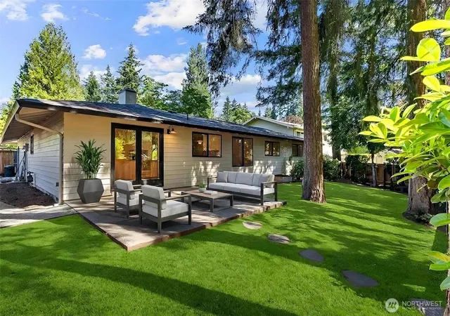 Photo 4 of Single family home for sale at 11903 NE 142nd Place, Kirkland, WA 98034 | MLS# NWM2562562 | Listing updated on 2026-10-13