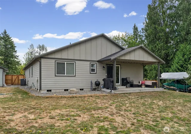 Photo 4 of Single family home for sale at 28420 61st Avenue E, Graham, WA 98338 | MLS# NWM2562573 | Listing updated on 2026-09-23