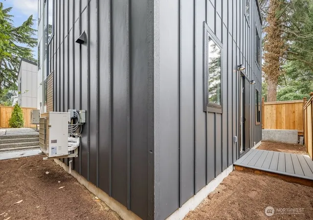 Photo 30 of Single family home for sale at 1214 NE 100th Street, Seattle, WA 98125 | MLS# NWM2562605 | Listing updated on 2026-10-10