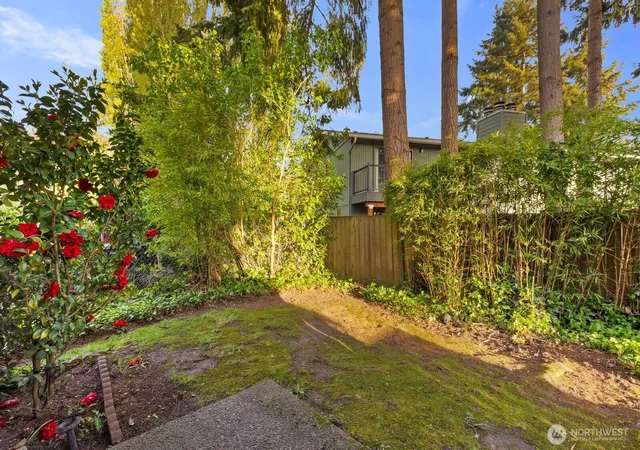 Photo 3 of Townhouse for sale at 8017 Ne 177th Court #504, Kenmore, WA 98028 | MLS# NWM2562613 | Listing updated on 2026-10-19