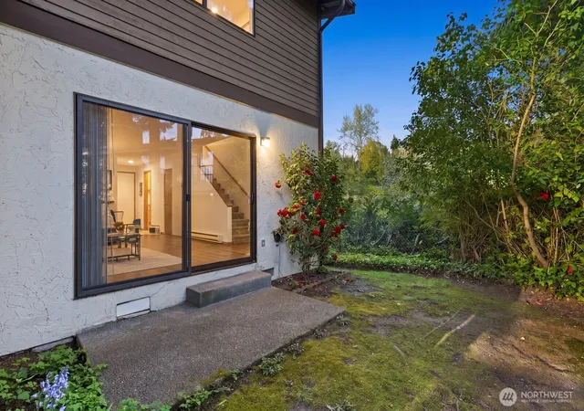Photo 3 of Townhouse for sale at 8017 Ne 177th Court #504, Kenmore, WA 98028 | MLS# NWM2562613 | Listing updated on 2026-09-23