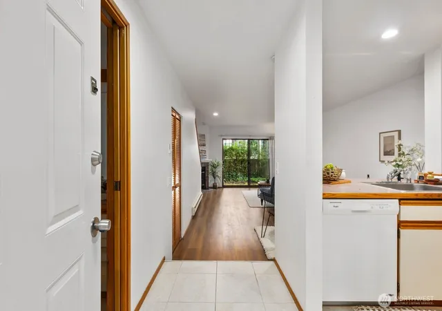 Photo 4 of Townhouse for sale at 8017 NE 177th Court #504, Kenmore, WA 98028 | MLS# NWM2562613 | Listing updated on 2026-09-23