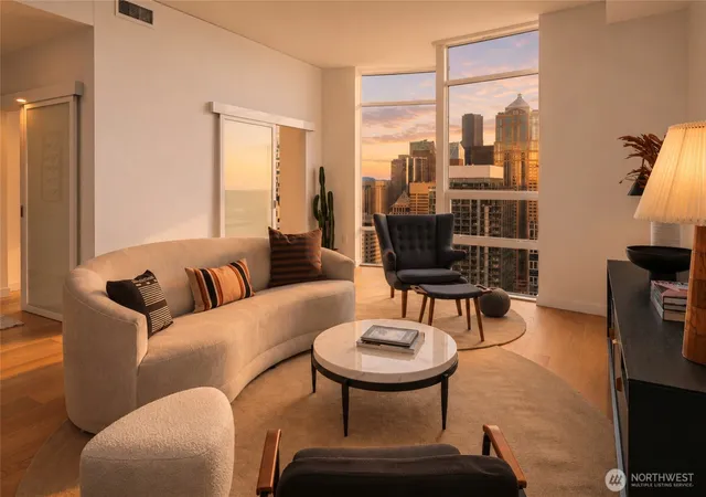 Photo 3 of Condo for sale at 121 Stewart St #3703, Seattle, WA 98101 | MLS# NWM2562629 | Listing updated on 2026-09-27