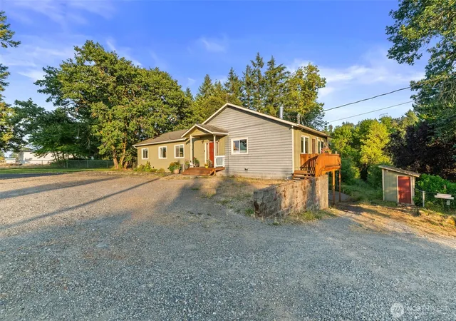 Photo 2 of Single family home for sale at 17925 Old Hwy 99 Sw, Tenino, WA 98589 | MLS# NWM2562633 | Listing updated on 2026-09-23