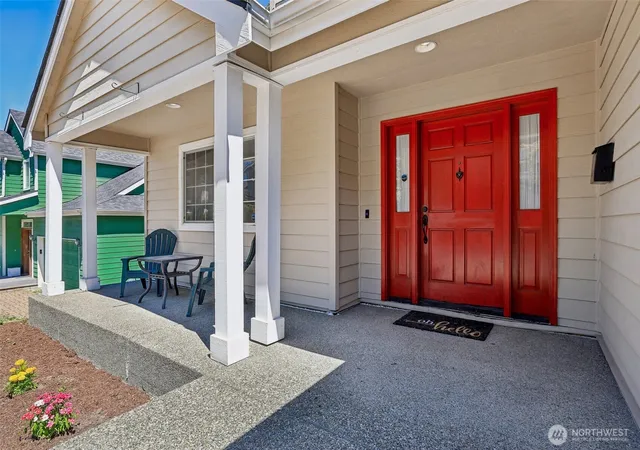 Photo 2 of Single family home for sale at 8139 4th Avenue Sw, Seattle, WA 98106 | MLS# NWM2562644 | Listing updated on 2026-09-28