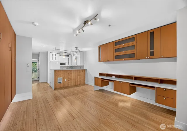 Photo 3 of Condo for sale at 1323 Boren Ave #212, Seattle, WA 98101 | MLS# NWM2562647 | Listing updated on 2026-09-23