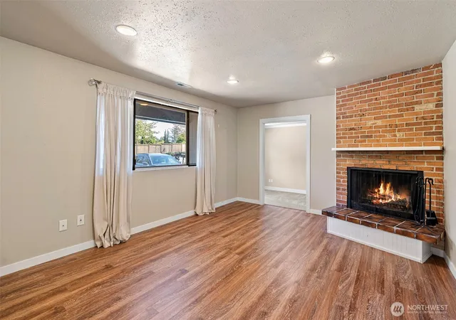 Photo 2 of Single family home for sale at 4708 Alameda Ave W, University Place, WA 98466 | MLS# NWM2562663 | Listing updated on 2026-09-22