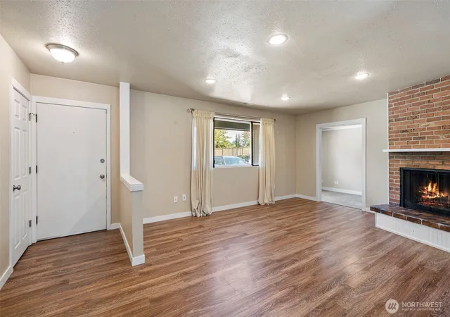 Photo 3 of Single family home for sale at 4708 Alameda Ave W, University Place, WA 98466 | MLS# NWM2562663 | Listing updated on 2026-09-22